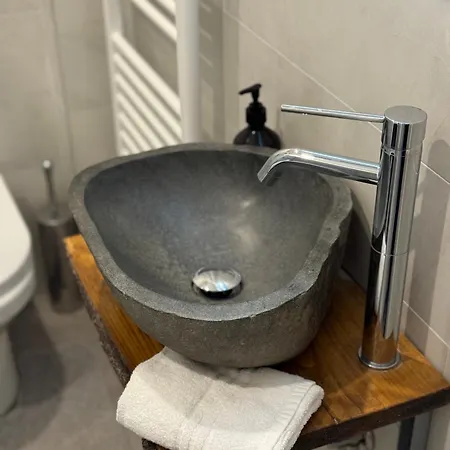 Maison Floran In Centro A * Триест